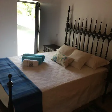 Outeiro House