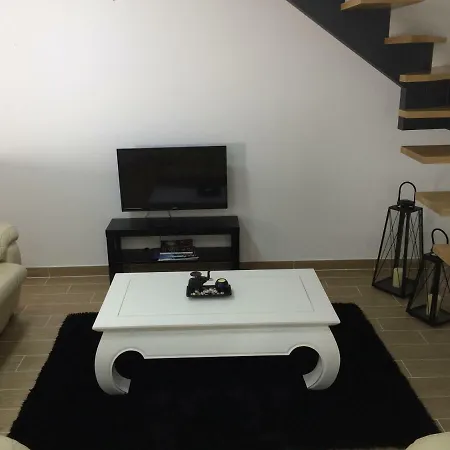 Outeiro House Holiday home
